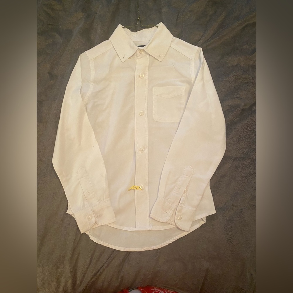 Children’s Place white dress shirt size 5-6